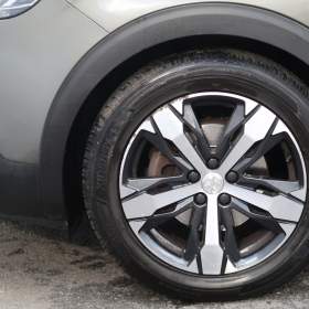 Foto inzerátu Peugeot 3008 1.2 PureTech