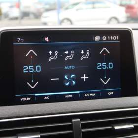 Foto inzerátu Peugeot 3008 1.2 PureTech