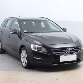 Foto inzerátu Volvo V60 D2 2.0