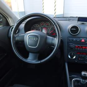 Foto inzerátu Audi A3 1.6 FSI