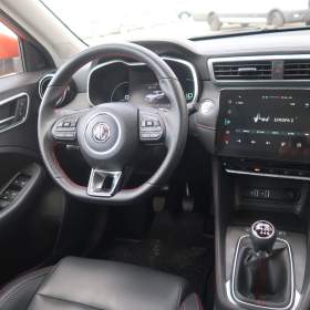 Foto inzerátu MG ZS SUV 1.0 Turbo