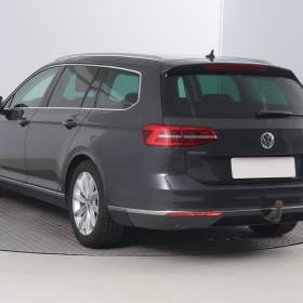 Foto inzerátu Volkswagen Passat 2.0 TDI