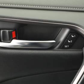 Foto inzerátu Toyota Rav4 2.5 Hybrid