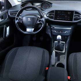 Foto inzerátu Peugeot 308 1.5 BlueHDi