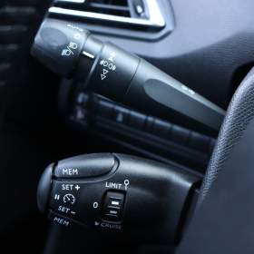 Foto inzerátu Peugeot 308 1.5 BlueHDi