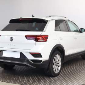 Foto inzerátu Volkswagen T-Roc 1.5 TSI