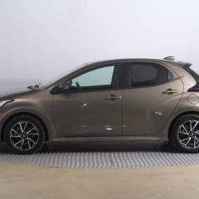 Foto inzerátu Toyota Yaris 1.5 VVT-i Hybrid