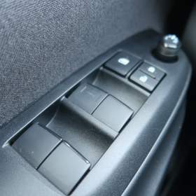 Foto inzerátu Toyota Yaris 1.5 VVT-i Hybrid