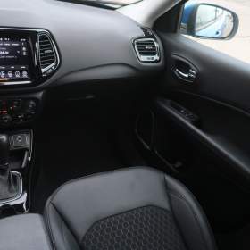 Foto inzerátu Jeep Compass 1.3 T-GDI