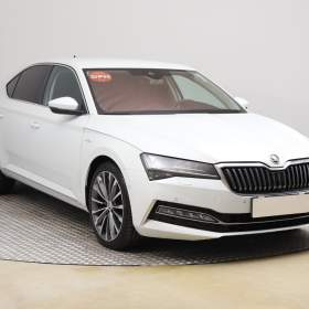 Fotka k inzerátu Škoda Superb 2.0 TSI / 18078359