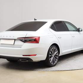 Foto inzerátu Škoda Superb 2.0 TSI