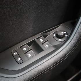 Foto inzerátu Škoda Superb 2.0 TSI