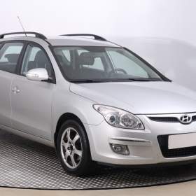 Fotka k inzerátu Hyundai i30 1.6 / 19493471