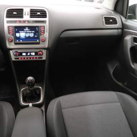 Foto inzerátu Volkswagen Polo 1.2 TSI