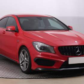 Mercedes- Benz CLA 45 AMG / 19654513