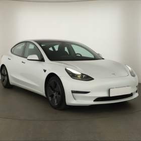 Tesla Model 3 Long Range 4WD 74kWh / 19654763