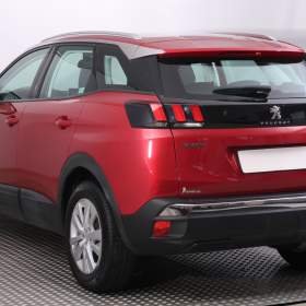 Foto inzerátu Peugeot 3008 1.2 PureTech