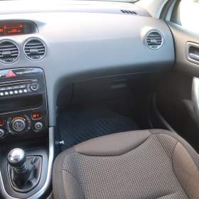 Foto inzerátu Peugeot 308 1.6 e-HDi