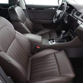 Škoda Superb 2.0 TDI / 19654781