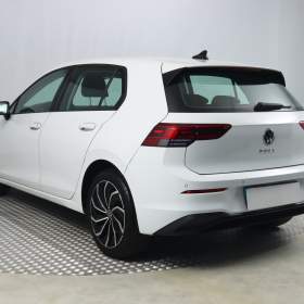 Foto inzerátu Volkswagen Golf 1.0 TSI