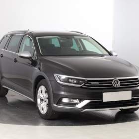 Fotka k inzerátu Volkswagen Passat 2.0 TDI / 19586329
