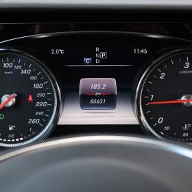 Foto inzerátu Mercedes-Benz Třídy E E 220 d 4MATIC