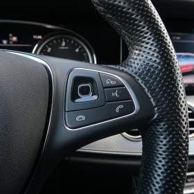 Foto inzerátu Mercedes-Benz Třídy E E 220 d 4MATIC