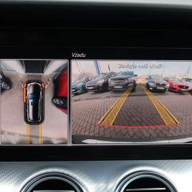 Foto inzerátu Mercedes-Benz Třídy E E 220 d 4MATIC