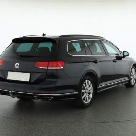 Foto inzerátu Volkswagen Passat 2.0 TDI