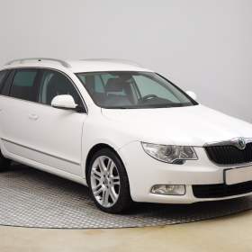 Škoda Superb 2.0 TDI / 19654852