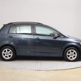 Foto inzerátu Volkswagen Golf 1.6 TDI