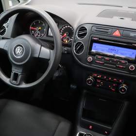 Foto inzerátu Volkswagen Golf 1.6 TDI