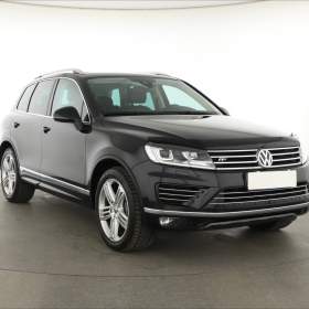 Fotka k inzerátu Volkswagen Touareg 3.0 TDI / 19486385