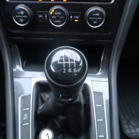 Foto inzerátu Volkswagen Golf 1.0 TSI