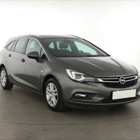 Fotka k inzerátu Opel Astra 1.6 CDTI / 19068386