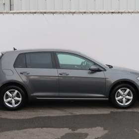 Foto inzerátu Volkswagen Golf 1.5 TSI