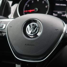 Foto inzerátu Volkswagen Golf 1.5 TSI