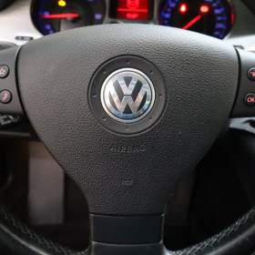 Foto inzerátu Volkswagen Passat 2.0 TDI