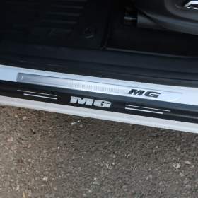 Foto inzerátu MG HS 1.5 TGI