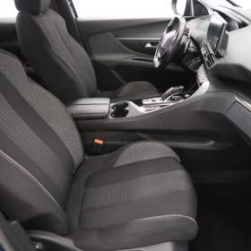 Foto inzerátu Peugeot 3008 1.5 BlueHDi