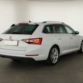 Foto inzerátu Škoda Superb 2.0 TDI