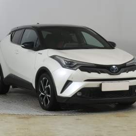 Foto inzerátu Toyota C-HR 1.8 Hybrid