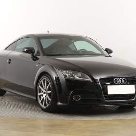Audi TT 2.0 TFSI / 19656937