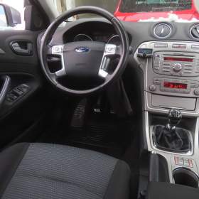 Foto inzerátu Ford Mondeo 1.8 TDCi