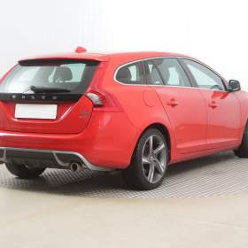 Foto inzerátu Volvo V60 D5 2.4