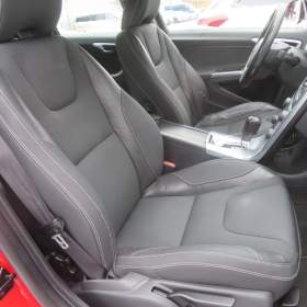 Foto inzerátu Volvo V60 D5 2.4