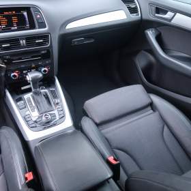 Foto inzerátu Audi Q5 3.0 TDI