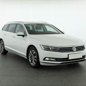 Foto inzerátu Volkswagen Passat 2.0 TDI