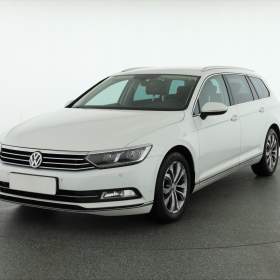 Foto inzerátu Volkswagen Passat 2.0 TDI