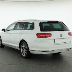 Foto inzerátu Volkswagen Passat 2.0 TDI